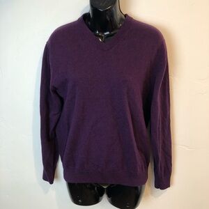 Turnbury Extra Fine Marni Wool Women's V-Neck Sweater in Deep Purple large